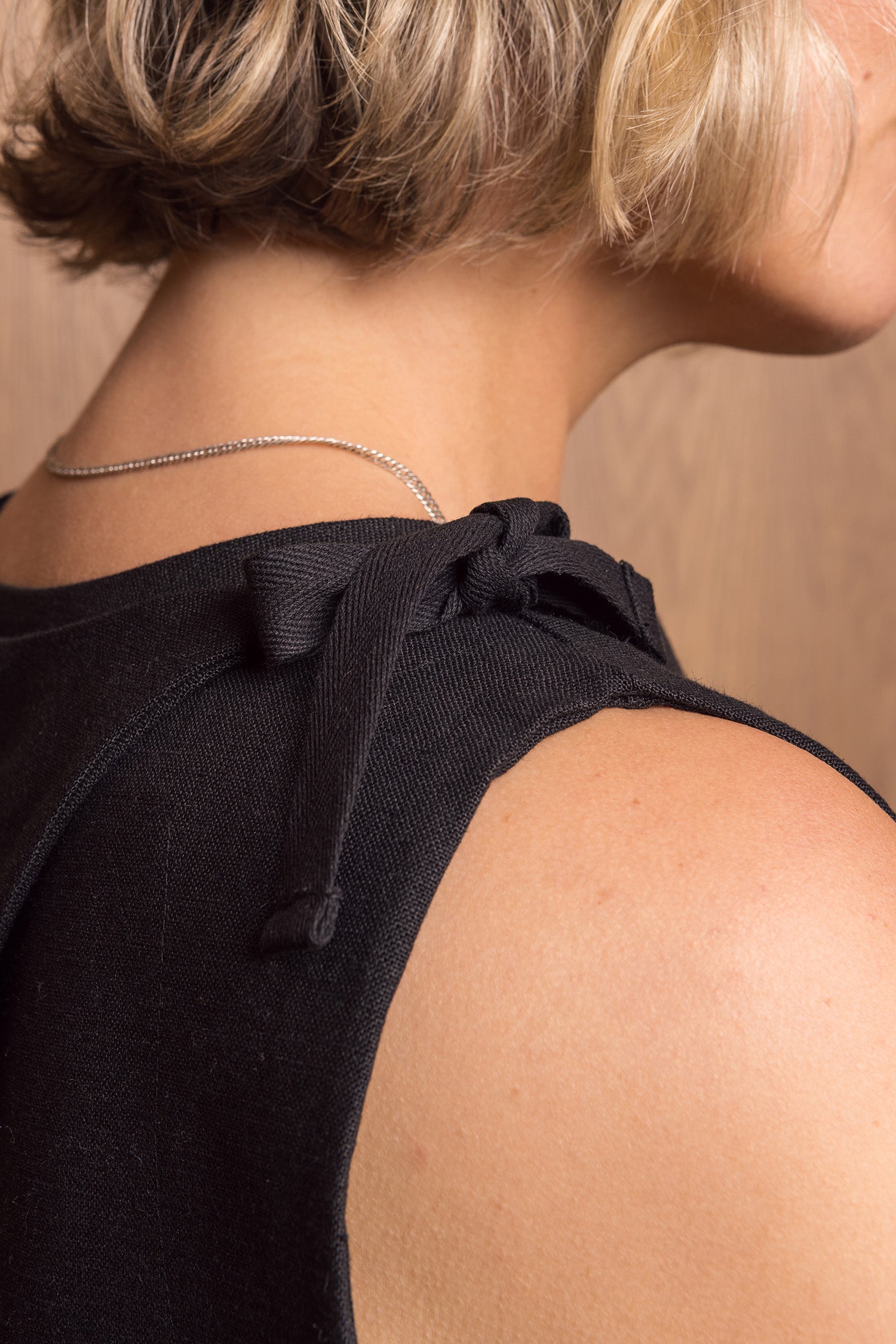 Ni Tunic in Black