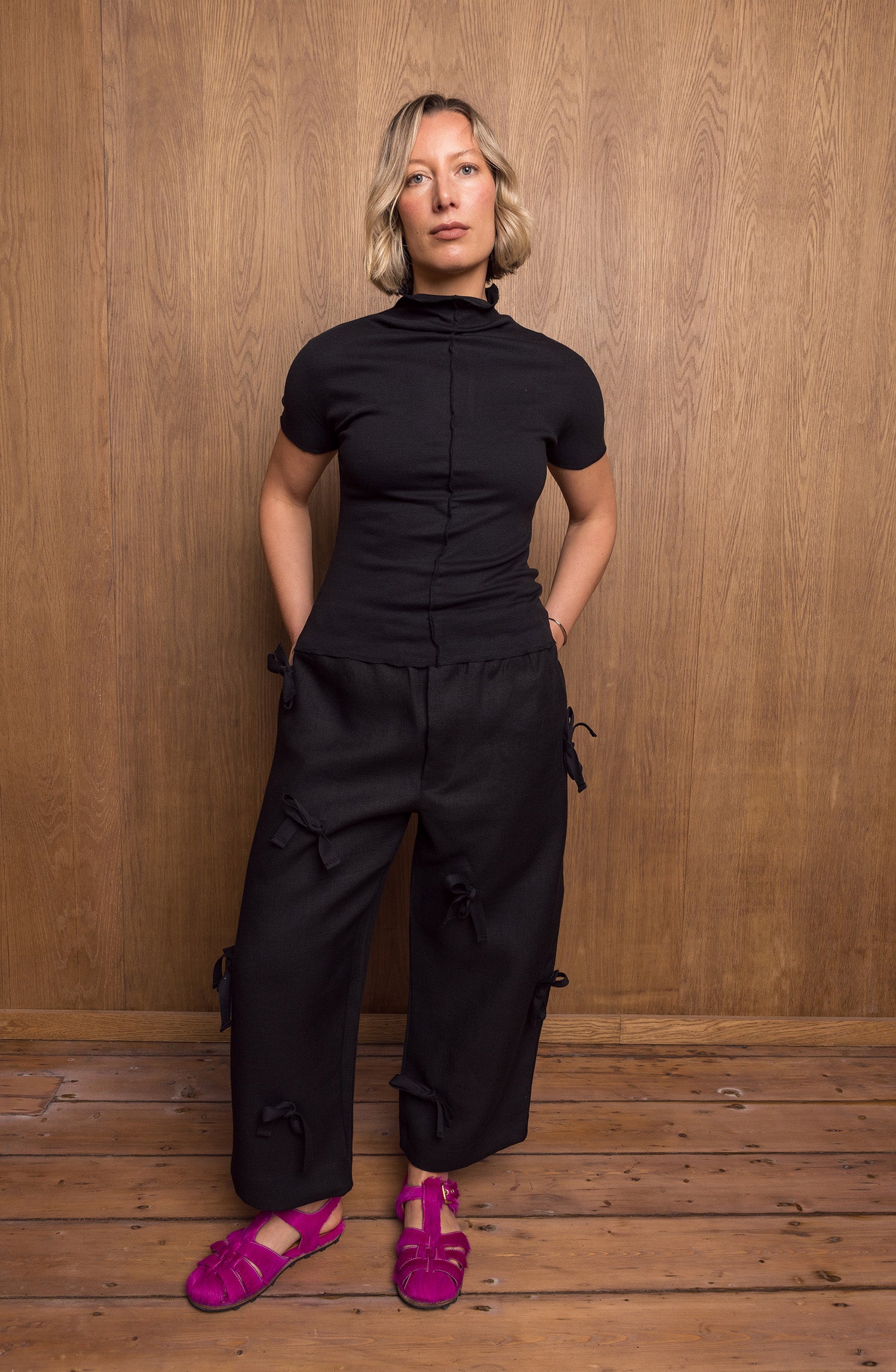 Bow Sana Pants in Black Linen