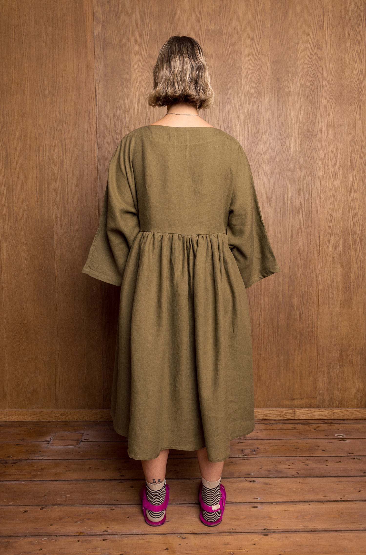 Painted Kozo Dress in Khaki Linen