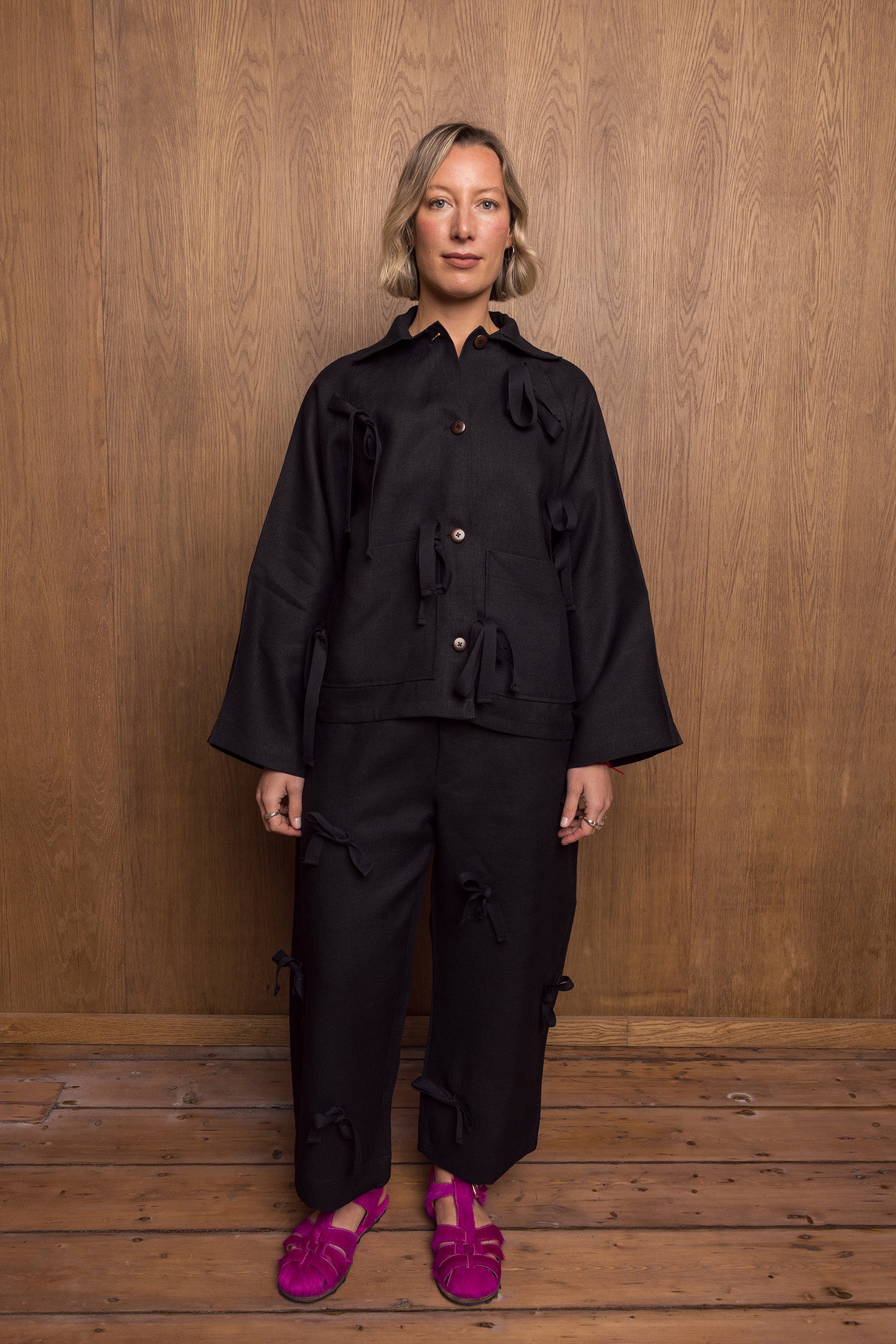 Bow Jaketto in Black