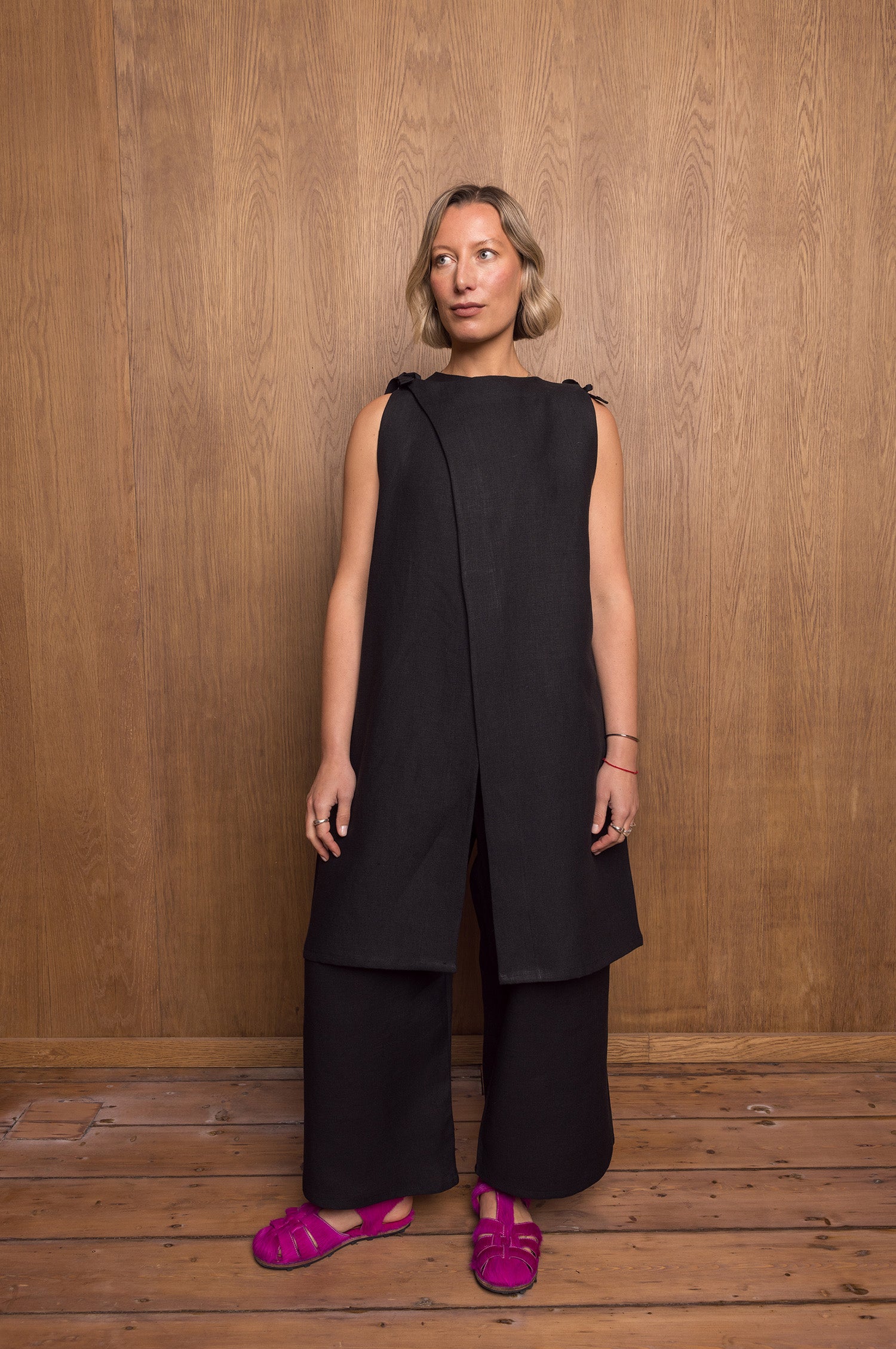 Purītsu Pants in Black Linen