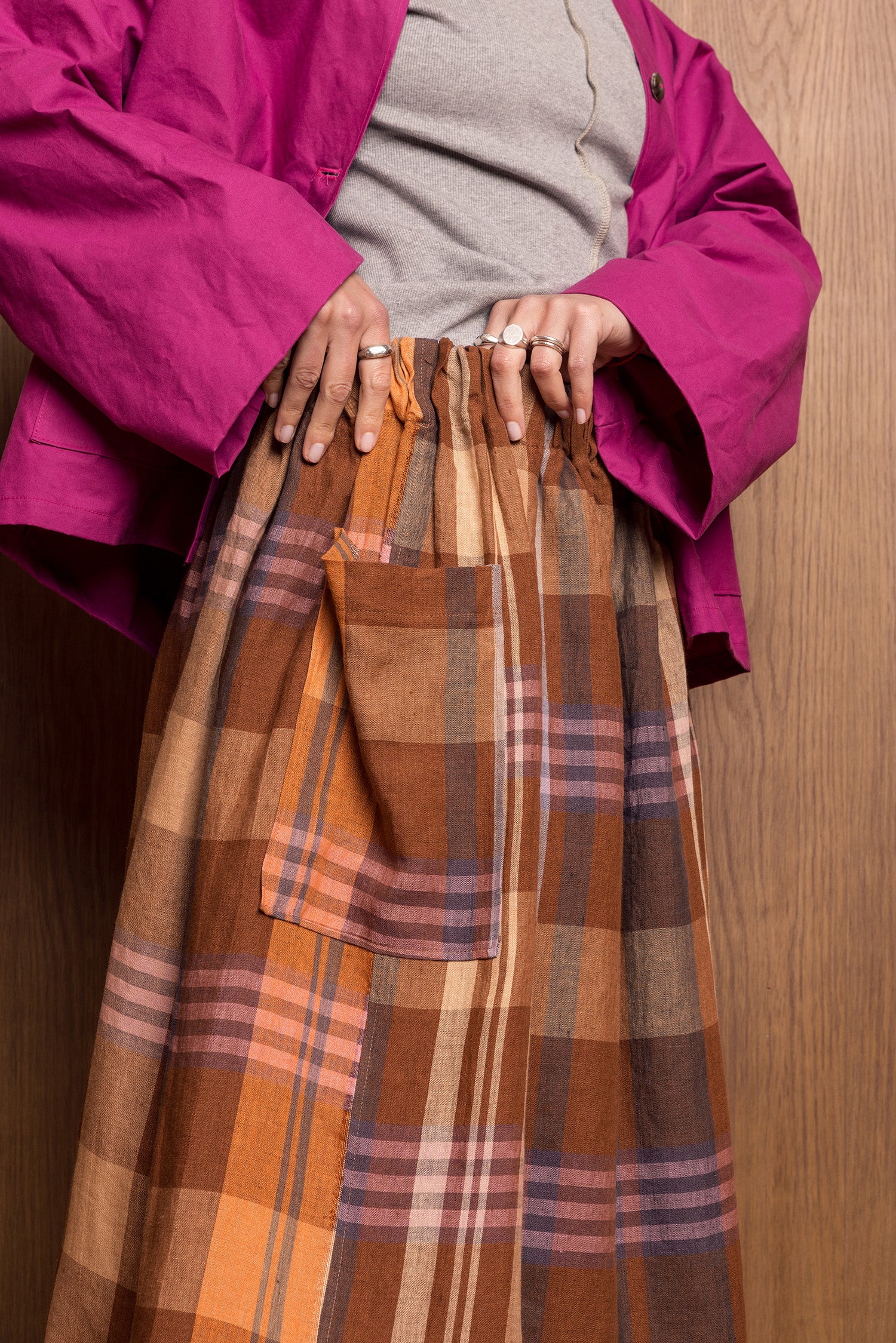 Yūtiriti Skirt in Brown Check