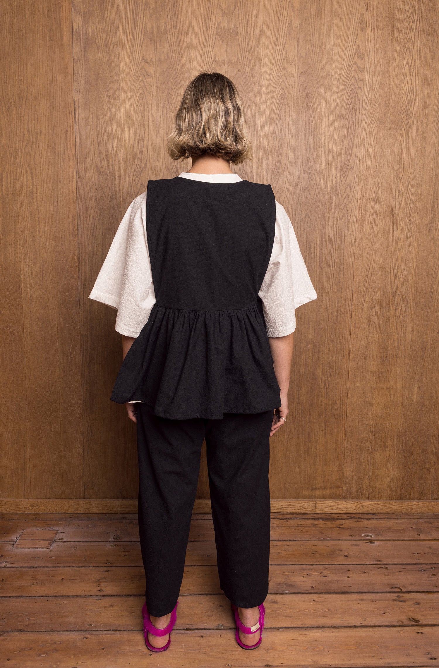 Pinafoa Vest in Black
