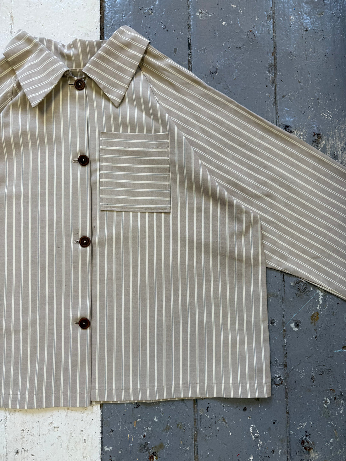 Raglan Pyjama Shirt in Brown Stripe