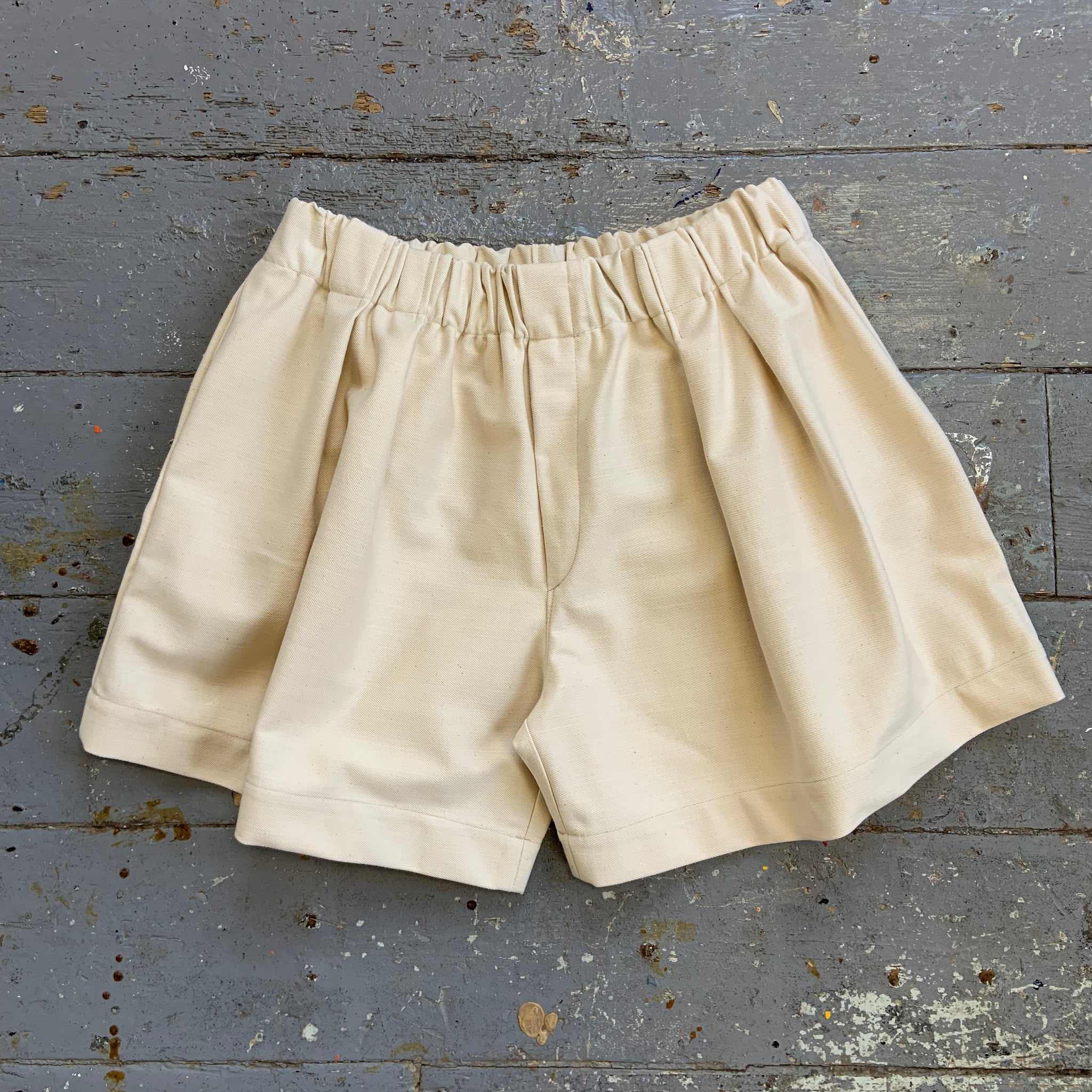 One-Off Ecru Puritsu Shorts (M-L)