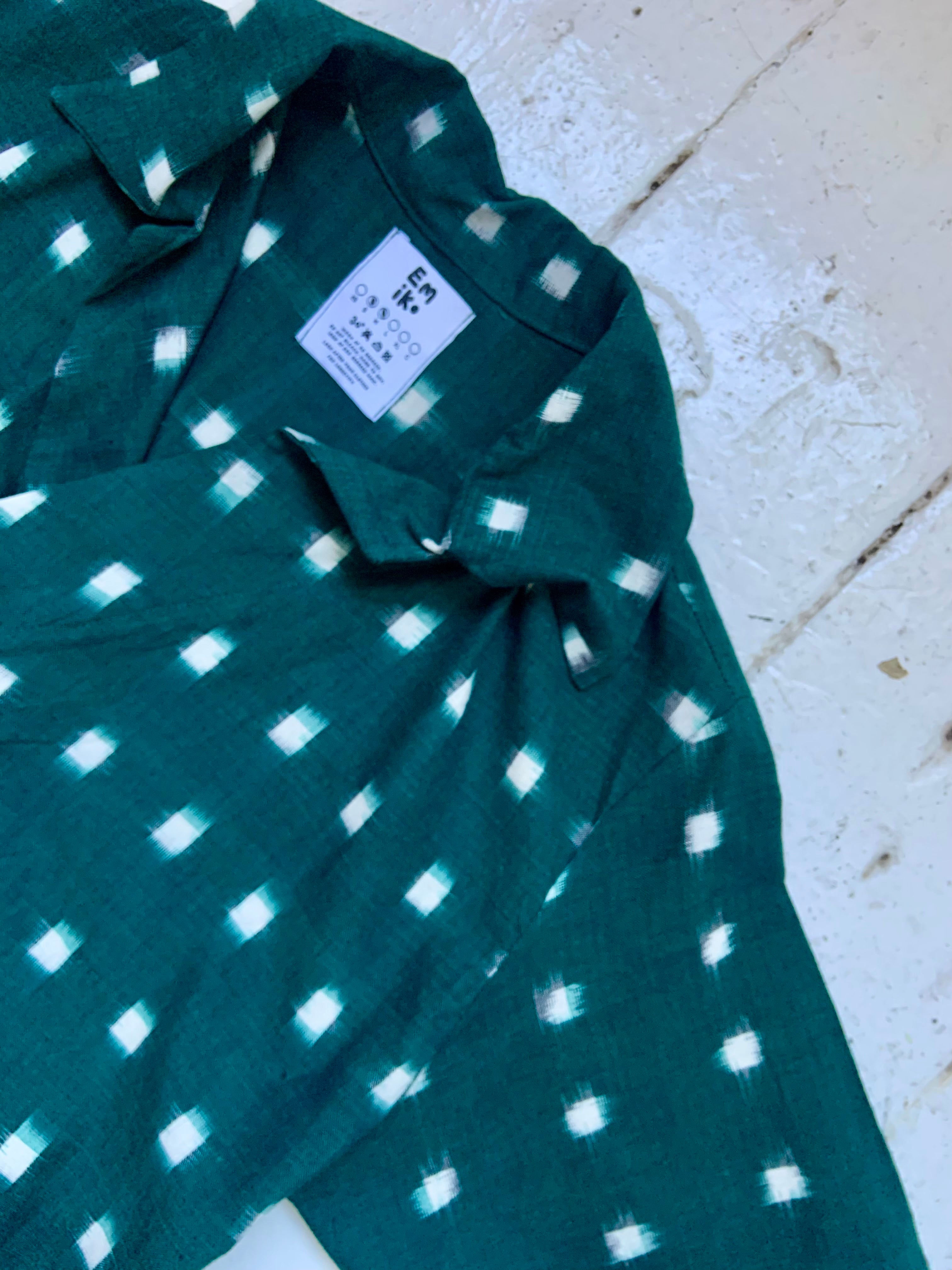 Ikat Short-Sleeve Nori Shirt Sample (M-L)