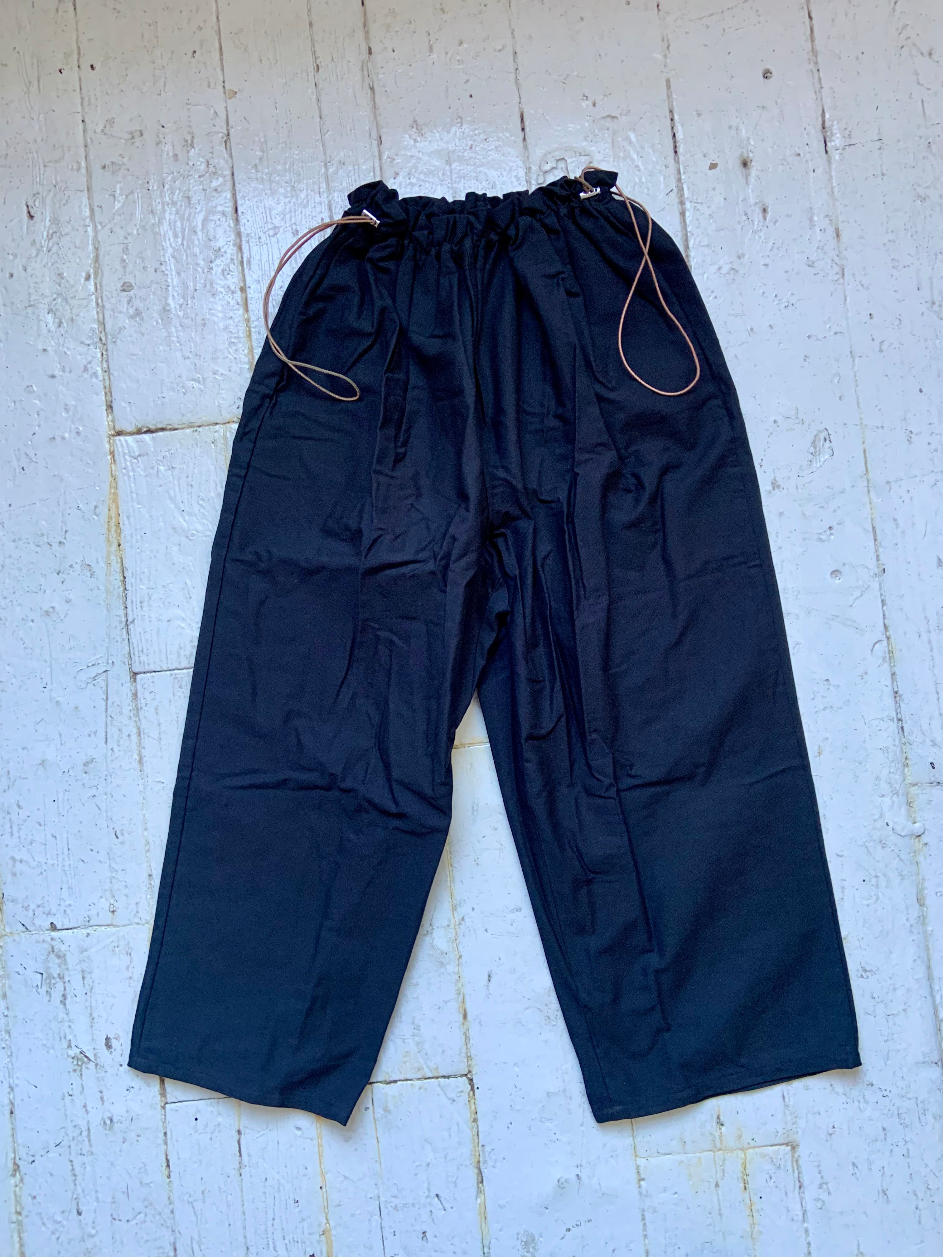 Black Canvas Parachuto Pants Sample (XS-M)