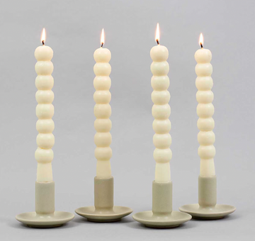 Ball pillar candles, 4 pack (lifestyle)