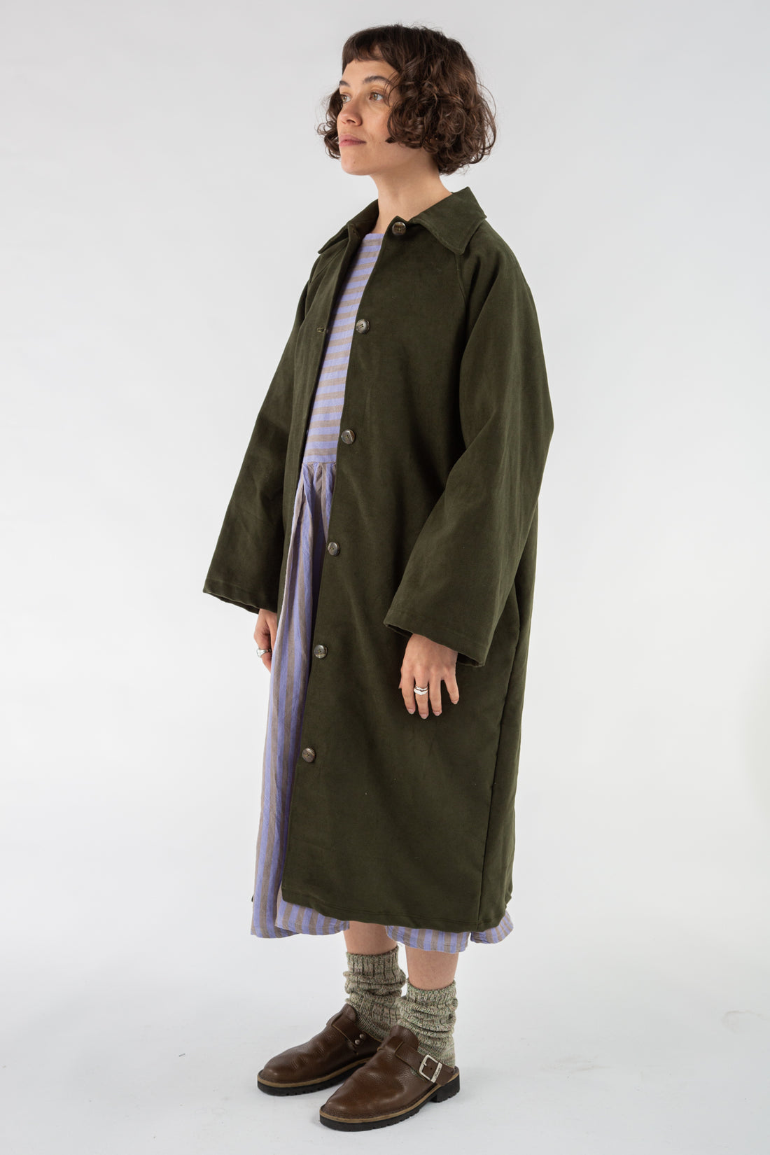 Ūru Long Jacket in Khaki Moleskin